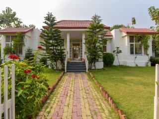 Ayut Sidhhi Villa By DanCenter | 3BHK | Pvt Pool | Jaipur - 0