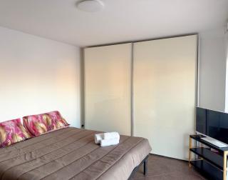 SOFIA APARTMENT - Bright and Spacious Flat in Central Nettuno, Steps from the City Center, Beaches, and Train Station - 2