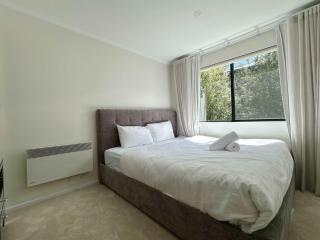 Hobart Luxury 3 - Bedroom Flat - 1