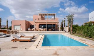 Premium 5BR Villa • Heated Pool • Ancient Hill - 5