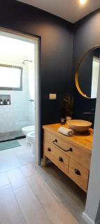 Cantal Bed & Breakfast - 9