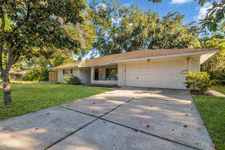 Lilly's Maison #3 - 4