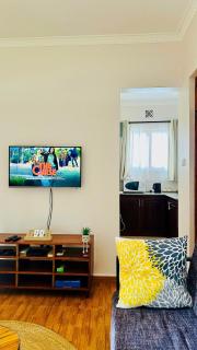 Small White House Njiro - 9