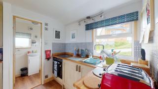 E04 Fresno, Riviere Towans - 5