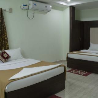 Hotel Shiv Shakti - 3