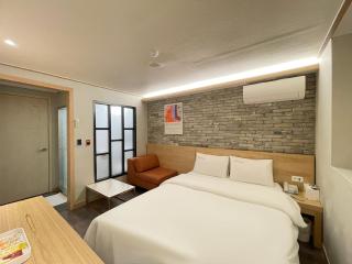 Gallery Motel - 3