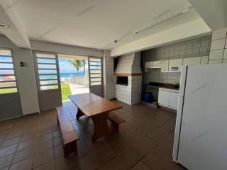 Apartamento dois quartos frente à praia - 7