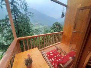 Jalori View Log House Jibhi - 2