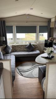 Caravan by the Sea C07 - 8