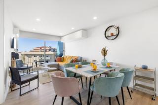 Blue Breeze Espinho | Pool View, Gym & Balcony - 5