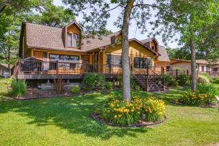Spacious Lake Edward Retreat with Dock and Fire Pit - 7