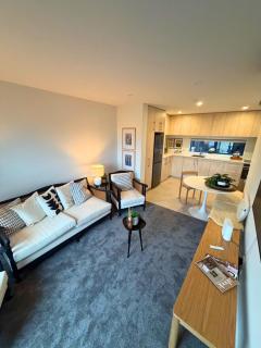 City-Edge 2BR Townhouse by Te Kaha - 0