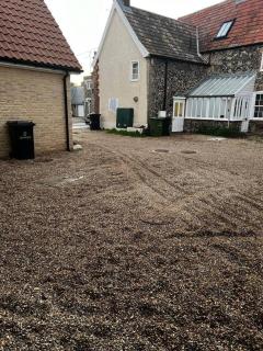 Elegant Central Thetford Home I Up to 9 Guests I Free Parking - 3