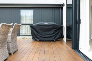 Ultimate Comfort, Brand New Warm Private Home - 6
