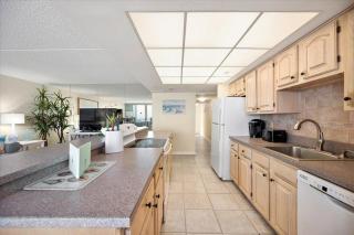 Beautiful Ocean Front Quay Unit with Indoor Pool! - 4