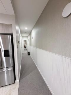 24 Bromley St private room in a luxurious shared apt - 8