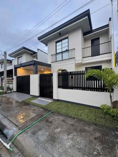 South Roof by J&K - 0