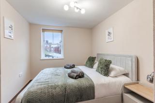Sunny Green Apartment - Modern & Quiet - 9