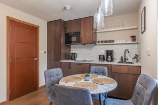 Velvet Escape - Relax & Comfort - 2