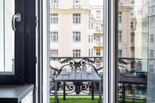 Ultra Central - Balcony - NEW - 1