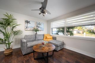 Holiday Oasis with Heated Pool Near Gulf Beaches! - 1