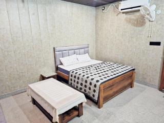 Vishwashanti Homestay - 7