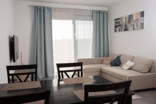 Cosy Flat with Panoramic View, 15 min to Airport - 5