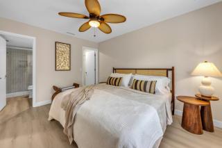 5 min Walk to Beach & Dining in a Private Street - 5