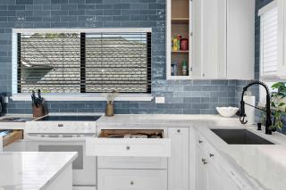 Art Deco Apt w Pool One Mile to Beach Pets Welcome - 2