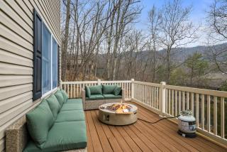 Slopeside Shenanigans - 3