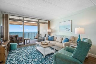 English Towers-Direct Ocean Front Views From Your Private Balcony and Renovated Condo! - 0