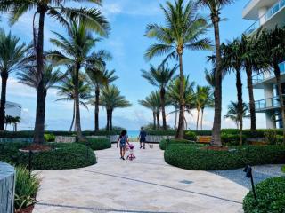 2 2 Private Luxury Suite at Carillon Miami Beach condo - 5