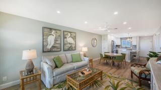 Crescent Royale Condominiums 404 - 3