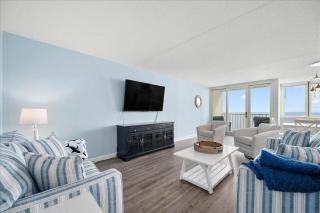 Quay-Upgraded Ocean Front 3 Bedroom Condo with Indoor & Outdoor Pools! - 9