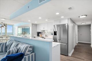 Quay-Upgraded Ocean Front 3 Bedroom Condo with Indoor & Outdoor Pools! - 5
