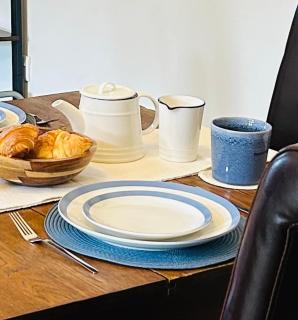 Converted barn stay in idyllic village location - 6