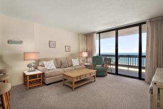 Century One-Beautiful 2 Bedroom / 2 Bathroom Condo Beachfront With Indoor Pool - 8