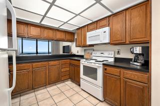 Century One-Beautiful 2 Bedroom / 2 Bathroom Condo Beachfront With Indoor Pool - 2