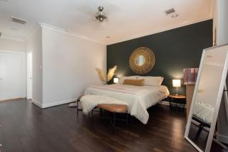 15mi to FIFA l Walkable l Gym l Garage l Heights! - 7