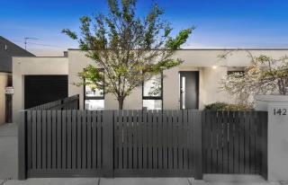 Central Geelong Escape Spa, Fire Pit, Sleeps 10 - 6