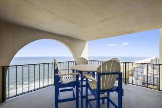 Ocean Front 2 Bedroom with outdoor pool! - 0