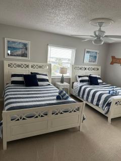 Sea Oats 401 - Beautiful 2 Bed 2 Bath Ocean Front Corner Unit - Prime Location! - 4