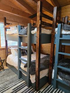 Peaceful Forest Retreat, 32 Miles to YNP-Wild Yeti - 2