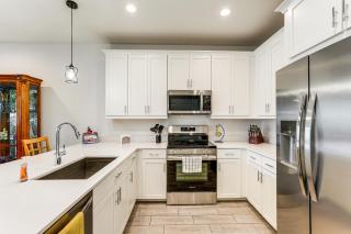 Snowbird Escape with Pool, 7 Mi to Dtwn Gilbert! - 5