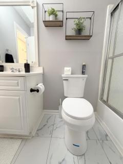 Cozy Home In Lawrenceville - 6