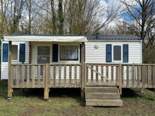 Mobil-home spacieux avec terrasse – 6 personnes - API-1-52-1216 - 6