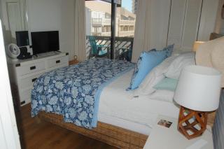 Shipwatch I 208E - 4