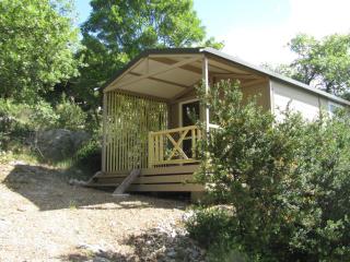 Chalet cosy avec terrasse à Vogüé - API-1-52-1393 - 9
