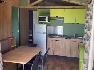 Chalet 35m² avec Terrasse - 5 pers, 2 chambres - API-1-52-1399 - 8