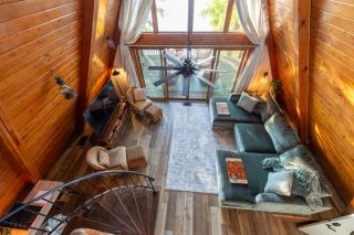 Lakefront, Water toys, Hot Tub, Swim and Boat Dock - 8